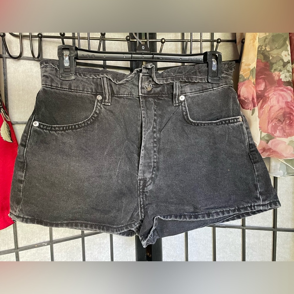 H&M Black High Waisted Shorts